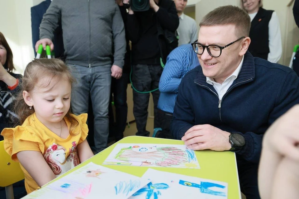 Алексей Текслер поручил обеспечить детсады развивающим оборудованием. Фото: пресс-служба губернатора.