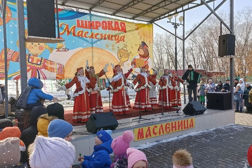 Масленичные гуляния прошли в Хабаровске