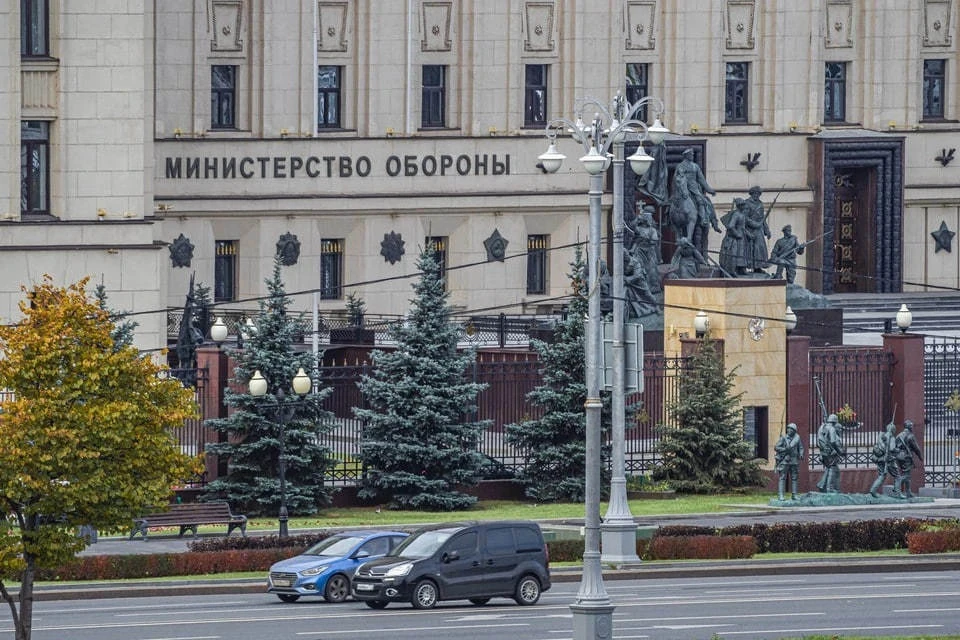 МО: Силы ПВО сбили 10 украинских снарядов РСЗО Vampire в Белгородской области