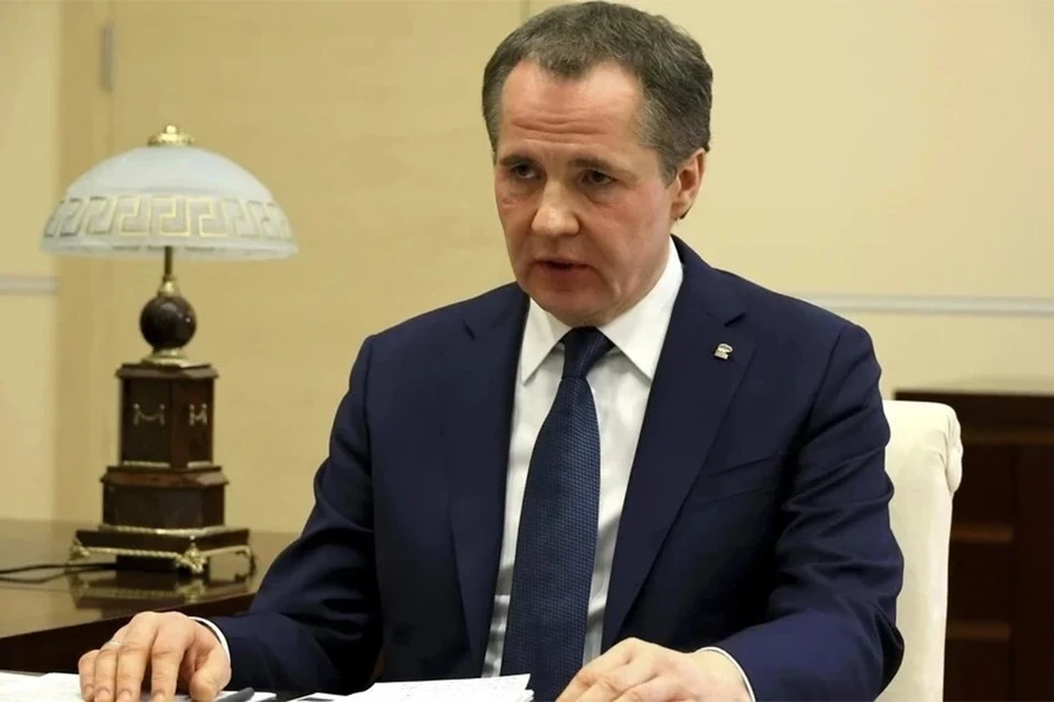 Гладков заявил о прекращении занятий в школах приграничных районов Белгородской области.