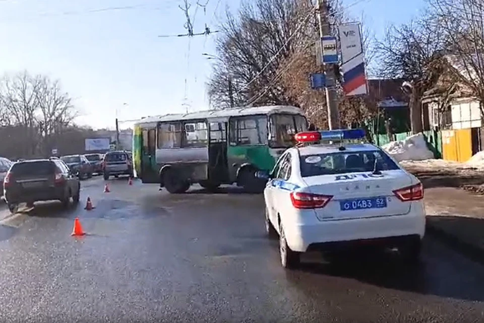 Четыре человека пострадали в ДТП с маршруткой в Нижнем Новгороде.