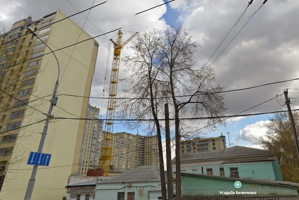 Усадьба мешала строительству дома. Фото: сервис Яндекс.Карты