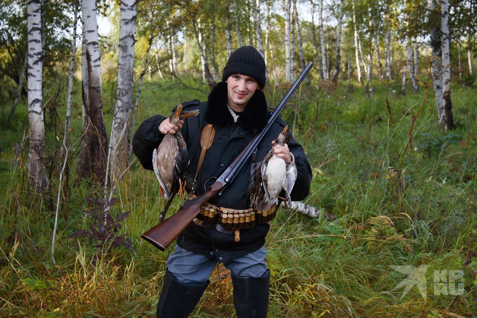 Любители охоты на селезня с подсадной уткой в Рязанской области могут расчехлять ружья, сезон весенней охоты 2024 начинается.