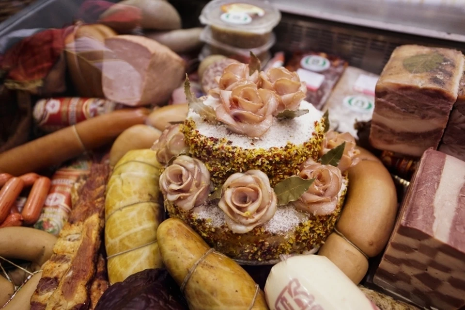 Сомнительные колбасу, холодец и икру продавали предприниматели Хабаровского края
