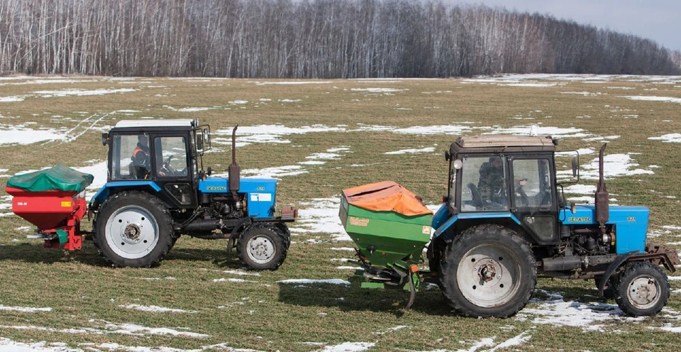 В Саратовской области аграрии начали полевые работы (фото: минсельхоз СО)