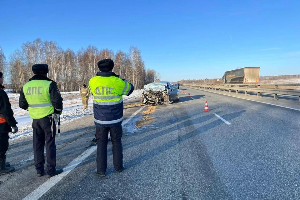 Авария произошла в шесть часов утра 30 марта. Фото: ГИБДД по Свердловской области