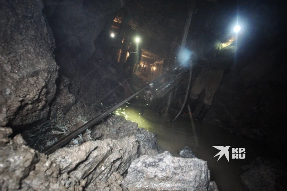 В Краснотурьинской шахте работники Богословского рудоуправления попали под обвал