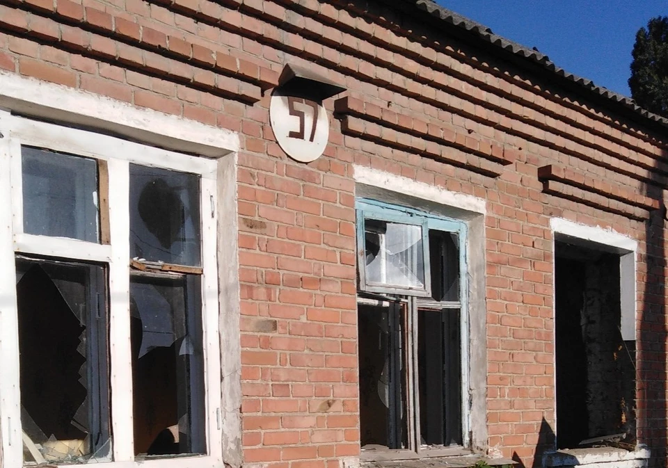 Два дома и автомобиль повреждены при атаке беспилотника ВСУ в белгородском селе.