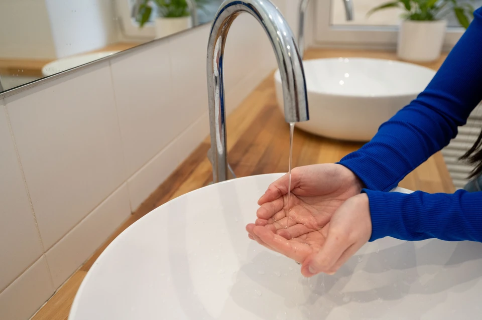 Челябинцам советуют мыть руки с большой осторожностью