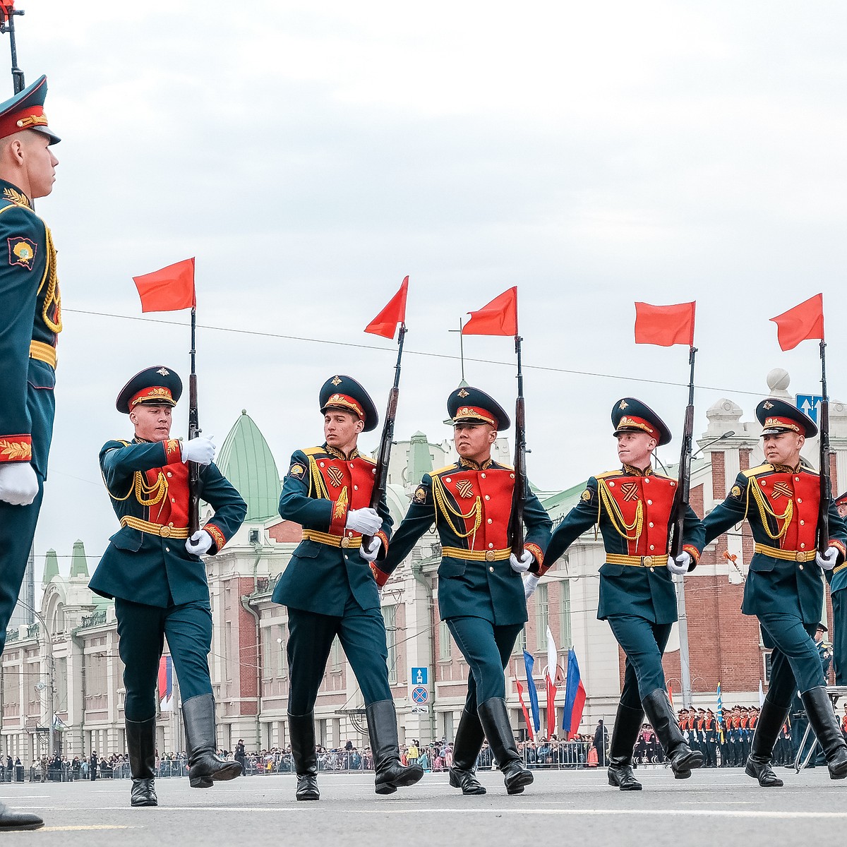 День Победы в Новосибирске 9 мая 2024: полная программа праздника,  расписание мероприятий - KP.RU