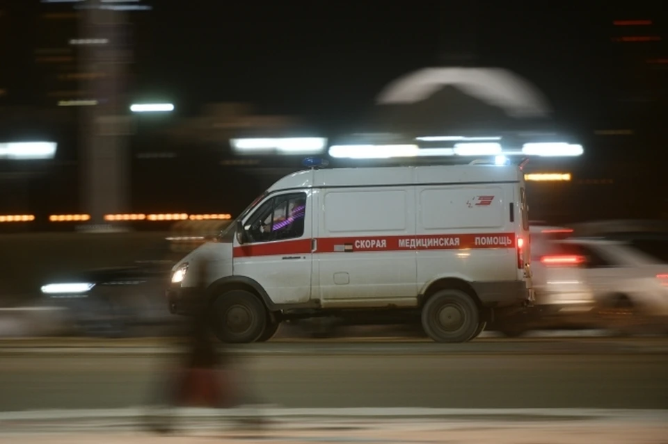 В Ростове водитель кроссовера попал в больницу после массовой аварии