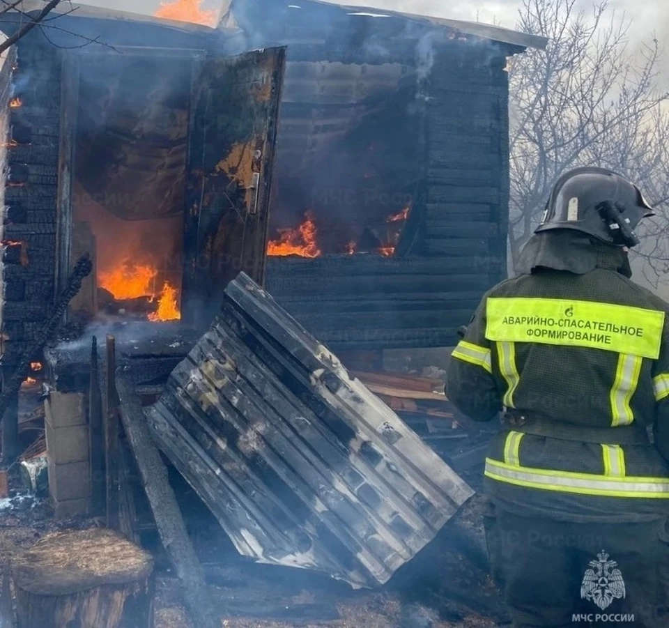 В Боровском районе сгорела баня