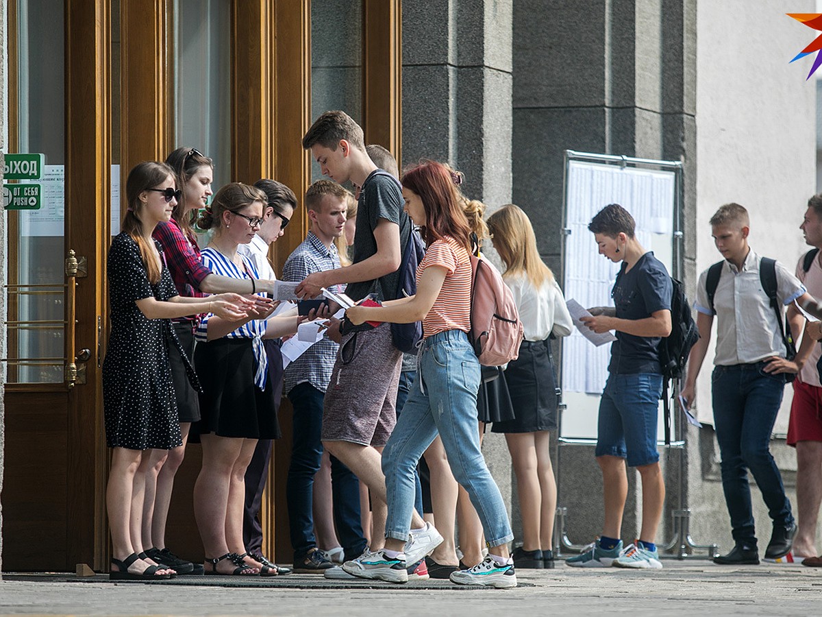 Молодые специалисты, Беларусь, 2024: льготы, налоговый вычет, льготы для  платников, очередь на жилье, арендное жилье, выплаты до 12 тысяч рублей,  кредит - KP.RU