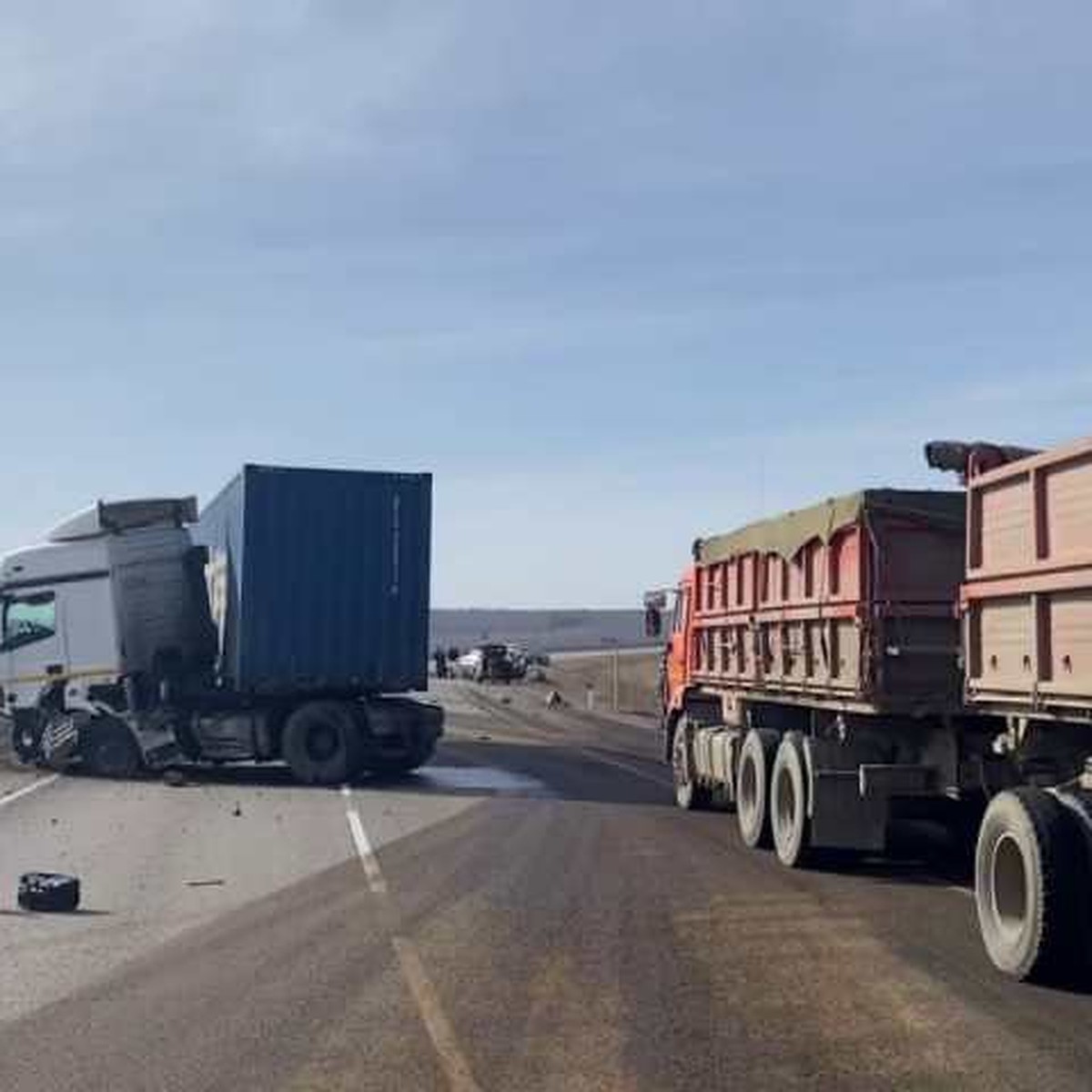 Шансов выжить не было: на видео попал момент жуткого ДТП, где погибли  игроки волейбольной команды из Иркутской области - KP.RU