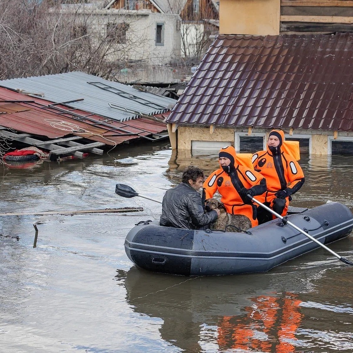 Последние нововсти о паводке в Кургане на 17 апреля 2024: собрали  фоторепортаж - KP.RU