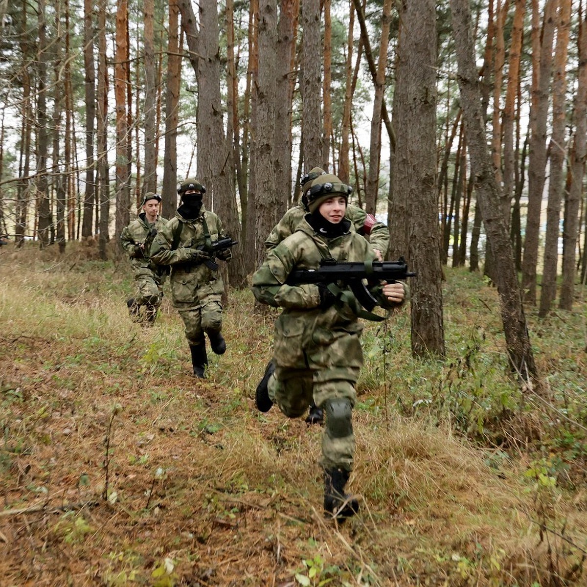 В военно-спортивной игре «Зарница» участвуют 24 тысячи белгородских детей -  KP.RU