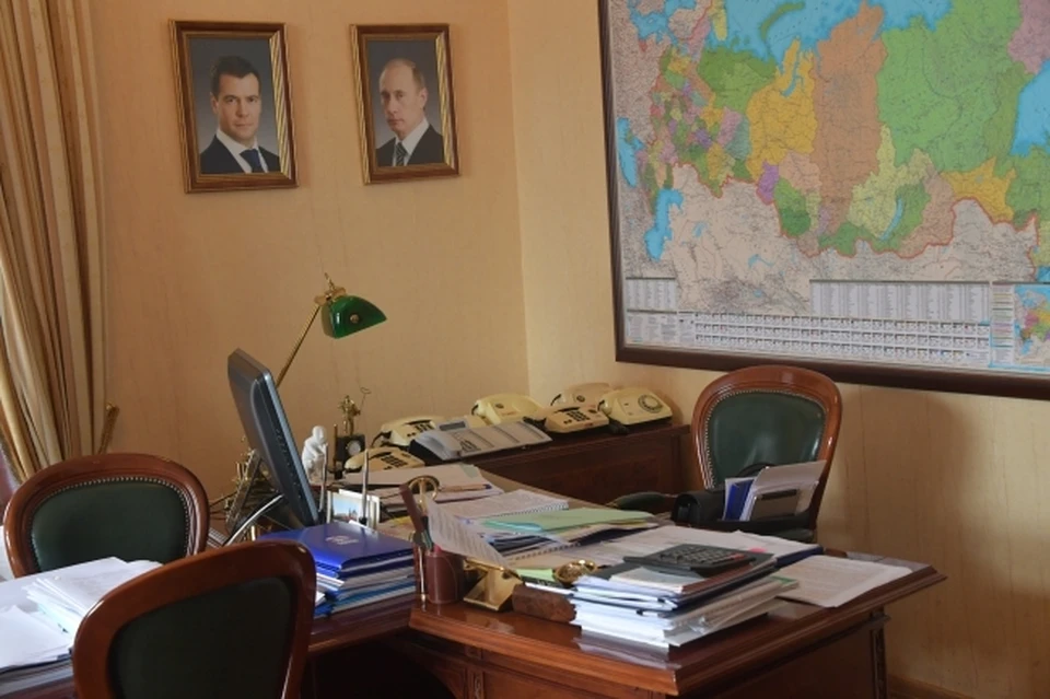 В настоящее время причины увольнения Дауфита Хамадишина неизвестны.