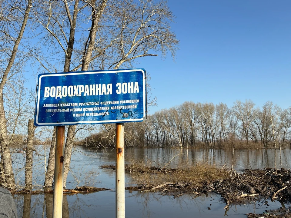 В двух густонаселенных селах Тюменской области объявлена эвакуация.