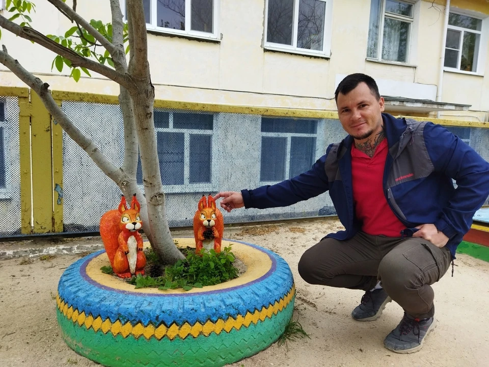 Веселые белочки теперь живут на площадке в детском саду № 48. Фото: из архива Евгения Ледовских