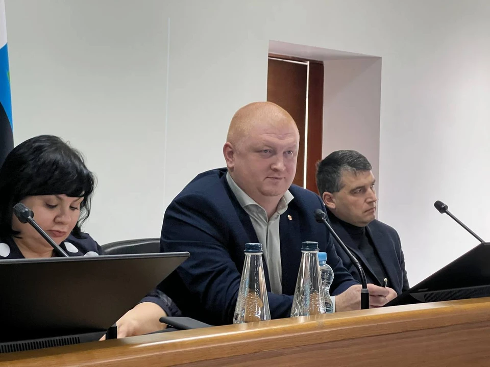 По словам Андрея Иконникова, в стационаре находятся семь человек. Шесть из них с гастритом, один – с ОРВИ. Все дети принимают таблетки. Фото из телеграм-канала министра.