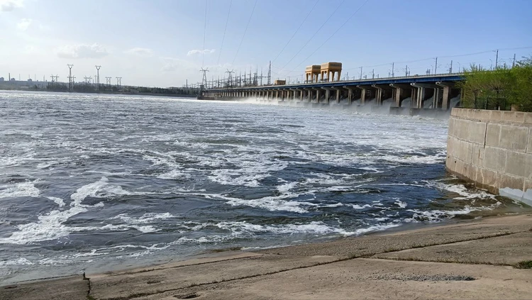 Сброс воды на Волжской ГЭС в апреле - мае 2024 года: сколько продержится максимум и рыбная полка