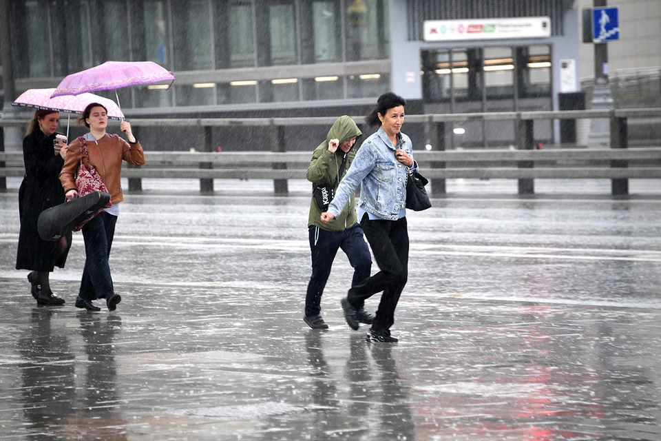27 апреля на Москву обрушился ливень.