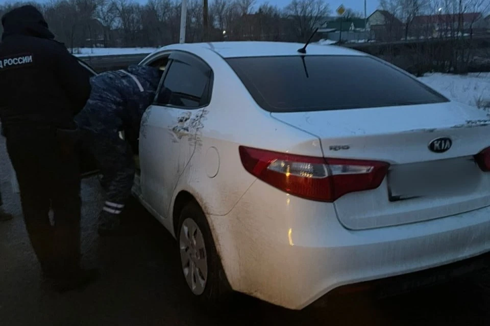 Правоохранители нашли машину во время объезда поселка