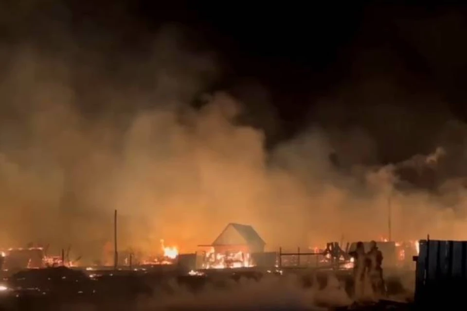 20 жилых домов и построек загорелись в Заиграевском районе Бурятии
