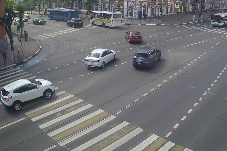 Автобус №20 вместо улицы Высоковольтной будет ходить по улице Дзержинского.