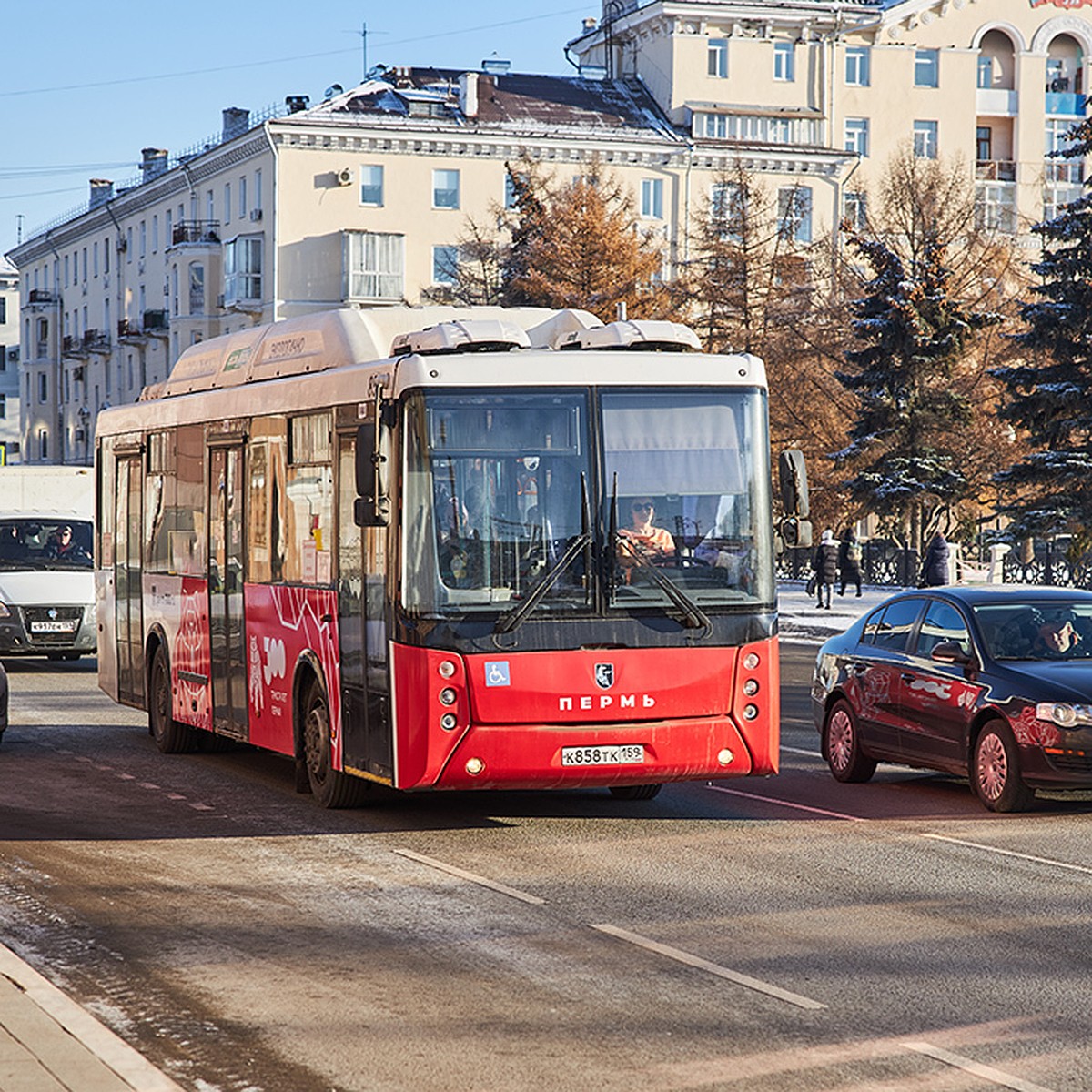 Какие улицы Перми перекроют 4 и 7 мая 2024 для репетиций Парада Победы и  как будет ходить транспорт - KP.RU