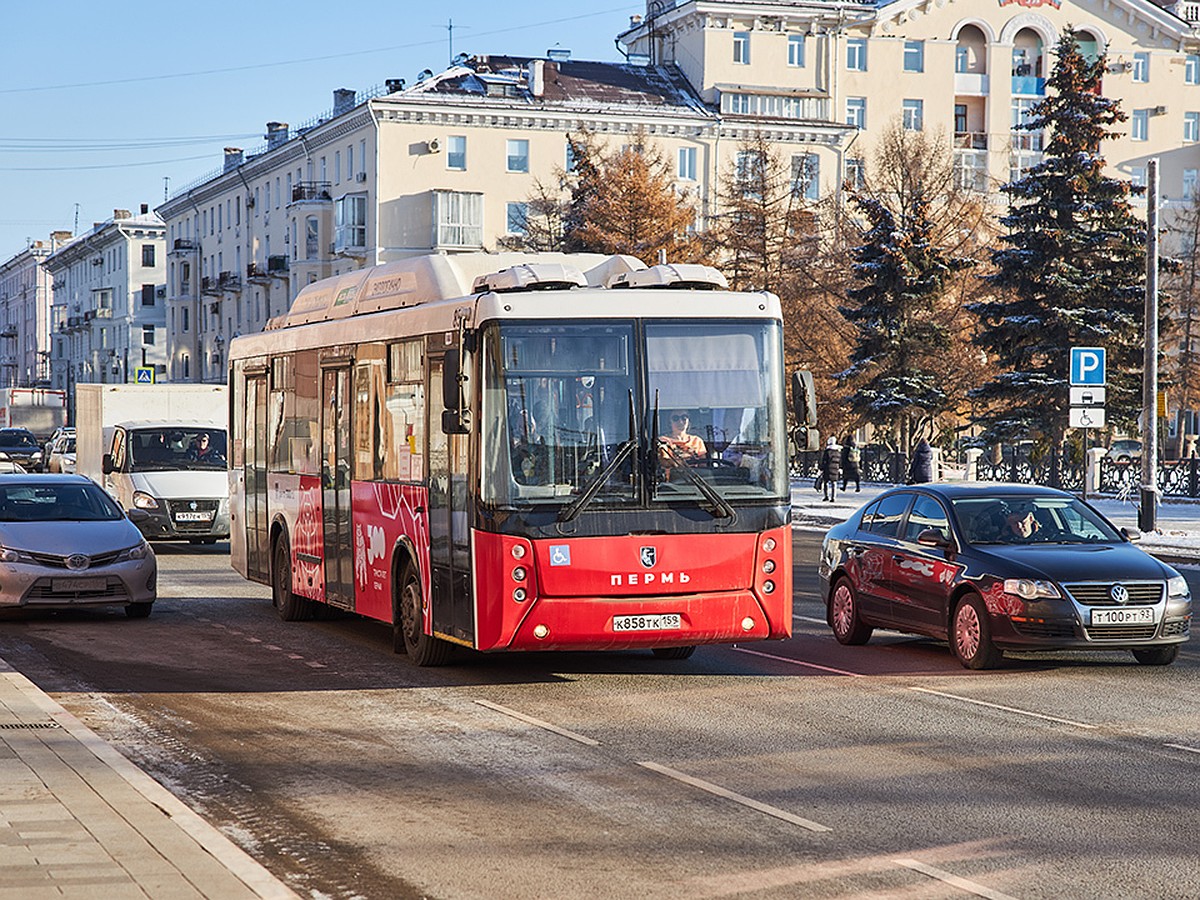 Какие улицы Перми перекроют 4 и 7 мая 2024 для репетиций Парада Победы и  как будет ходить транспорт - KP.RU