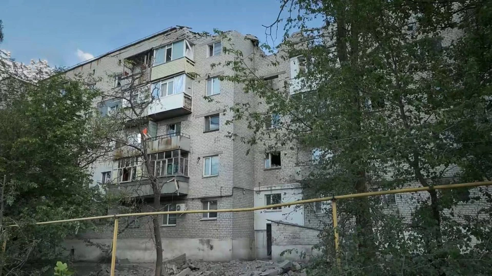 Четыре квартиры оказались полностью уничтожены. Фото - тг-канал Евгения Балицкого