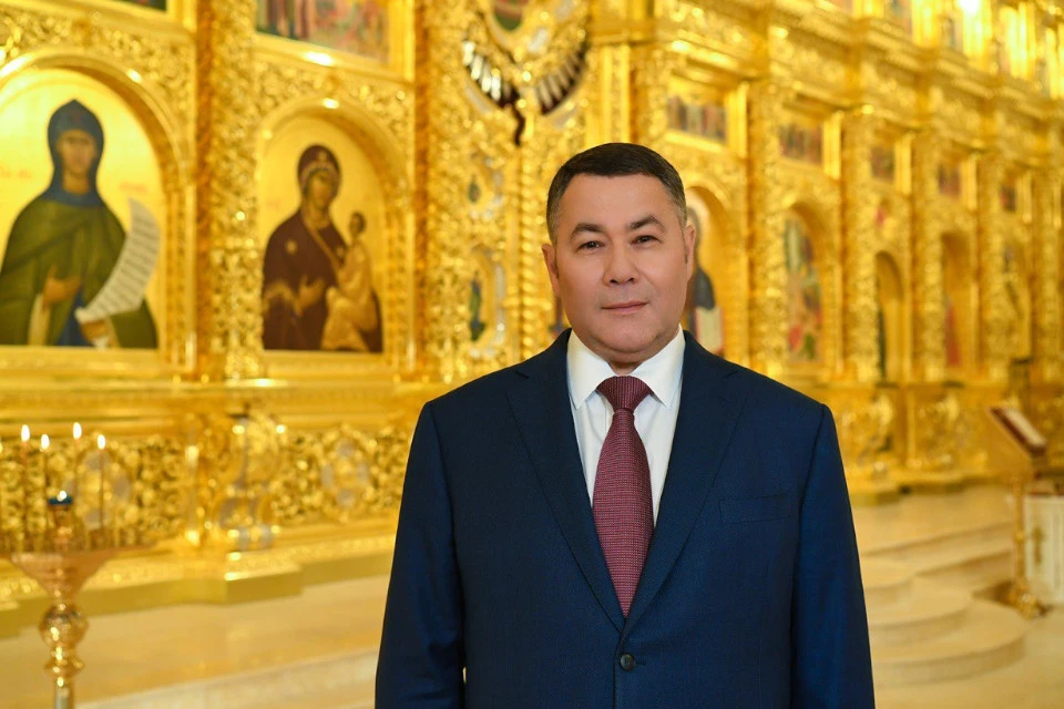 Игорь Руденя поздравил жителей региона в пасхальную ночь.