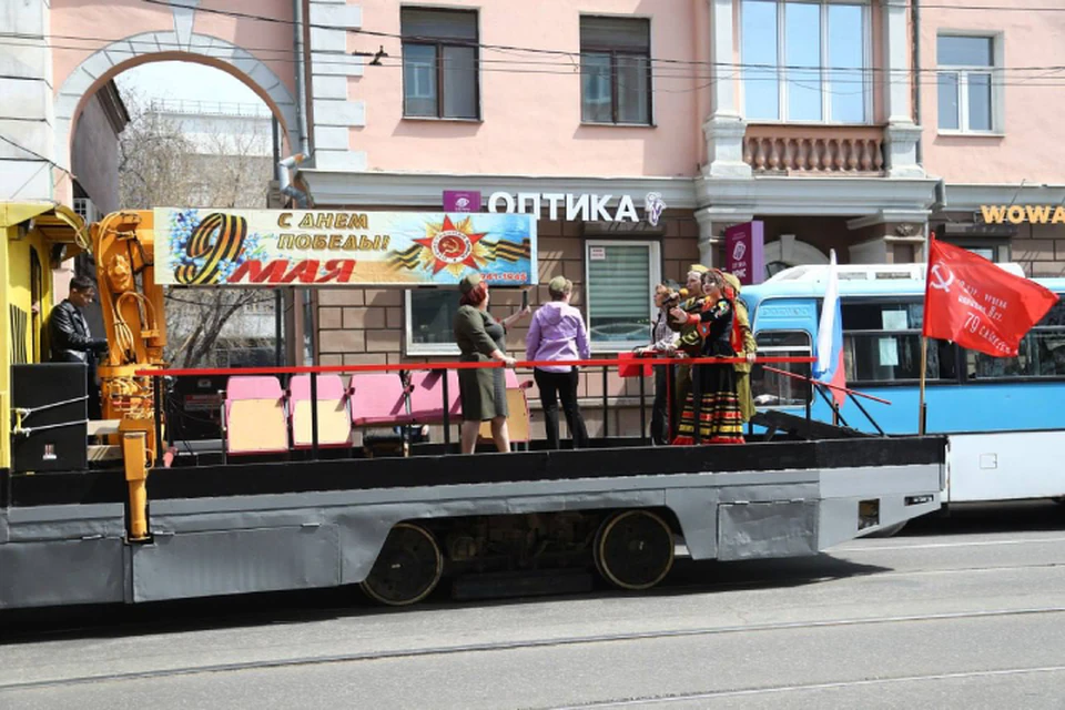 «Праздничный трамвай» проедет по Иркутску в День Победы