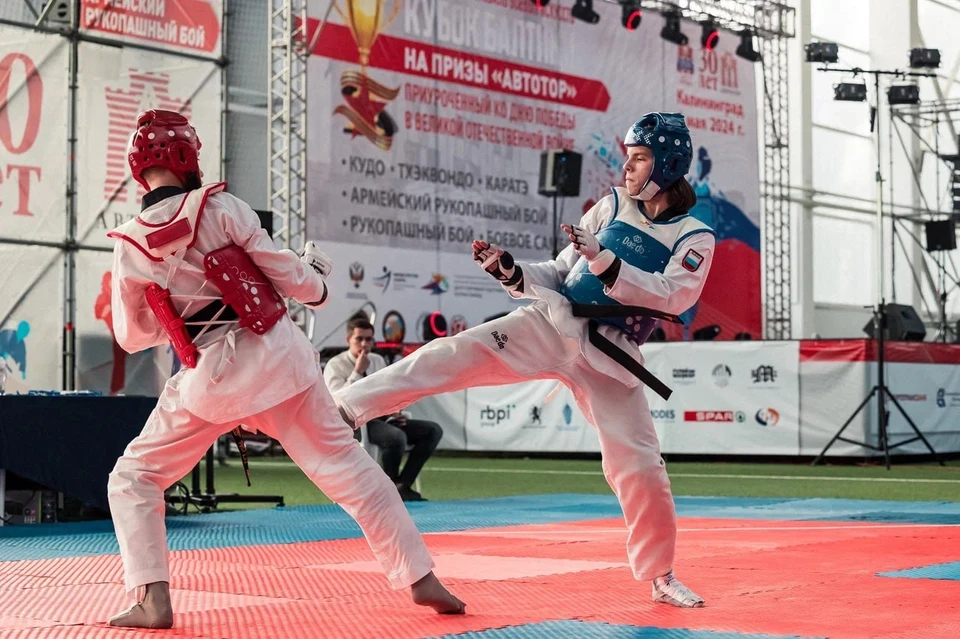 За награды в шести дисциплинах бились более 400 спортсменов из России и Беларуси.