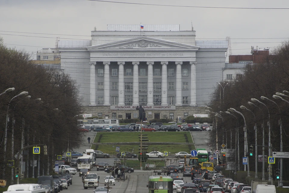 В Екатеринбурге 7 мая с 5:00 до 12:00 проходит генеральная репетиция парада Победы