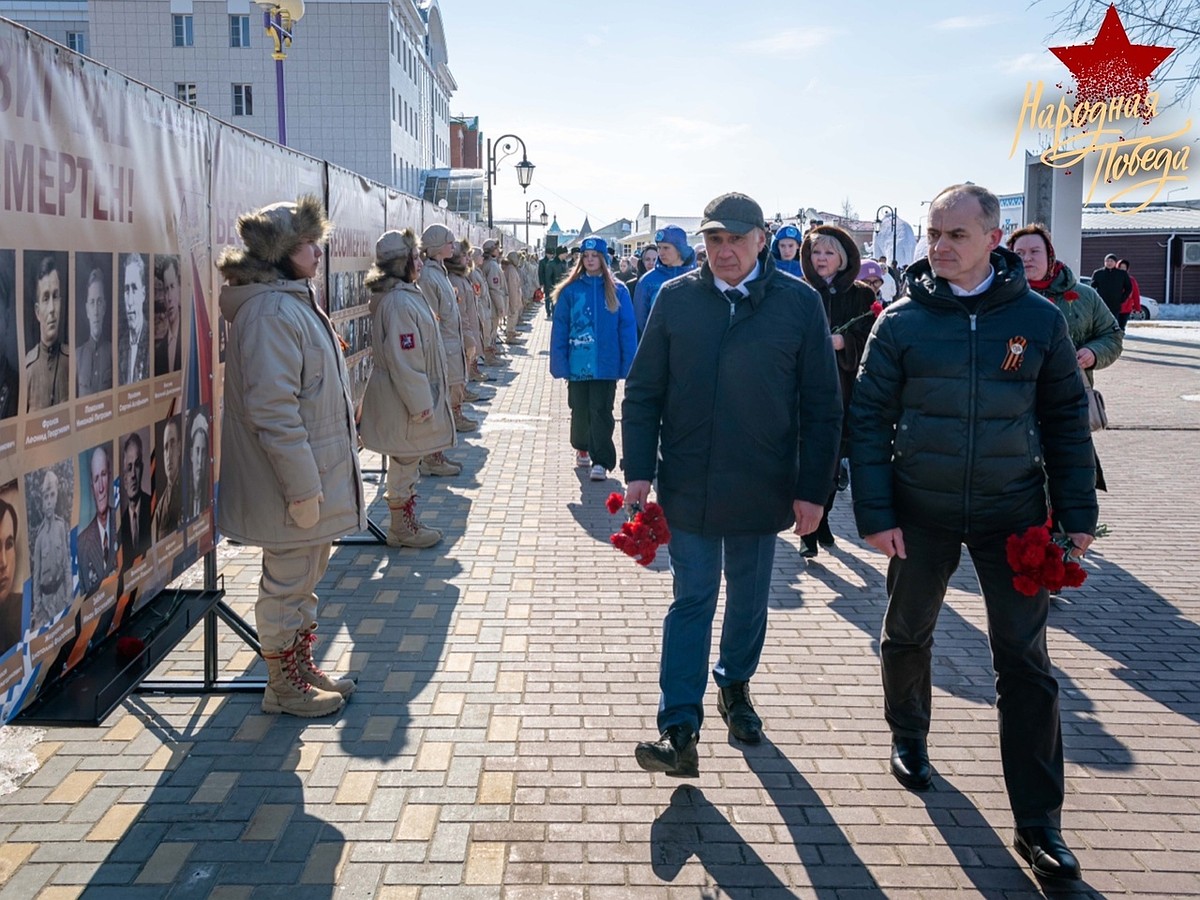 Более трех тысяч фото ветеранов и тружеников тыла разместили на стене  Памяти в Салехарде - KP.RU