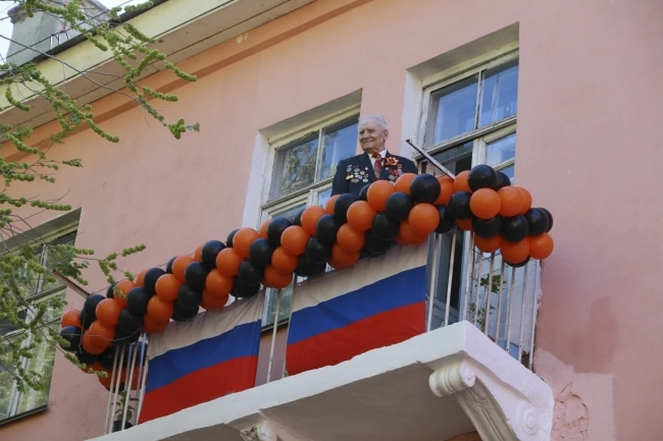 Ветеранов с Днем Победы поздравил мэр Хабаровска