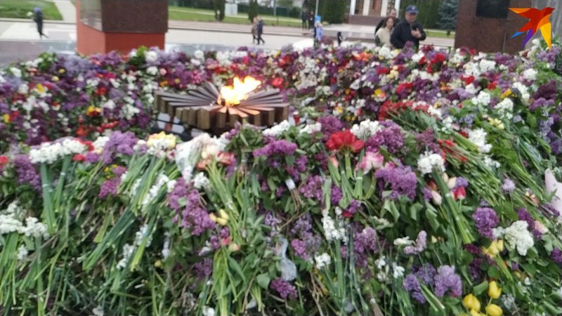 К Мемориалу и к месту начала шествия можно будет добраться на бесплатно транспорте.