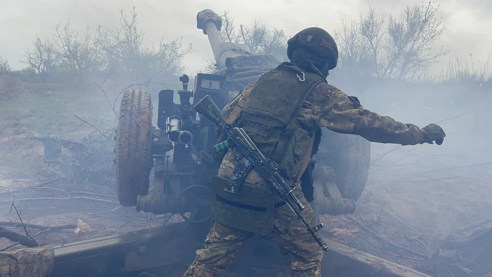 Экс-советник НАТО Бо: военная доктрина России превосходит западную