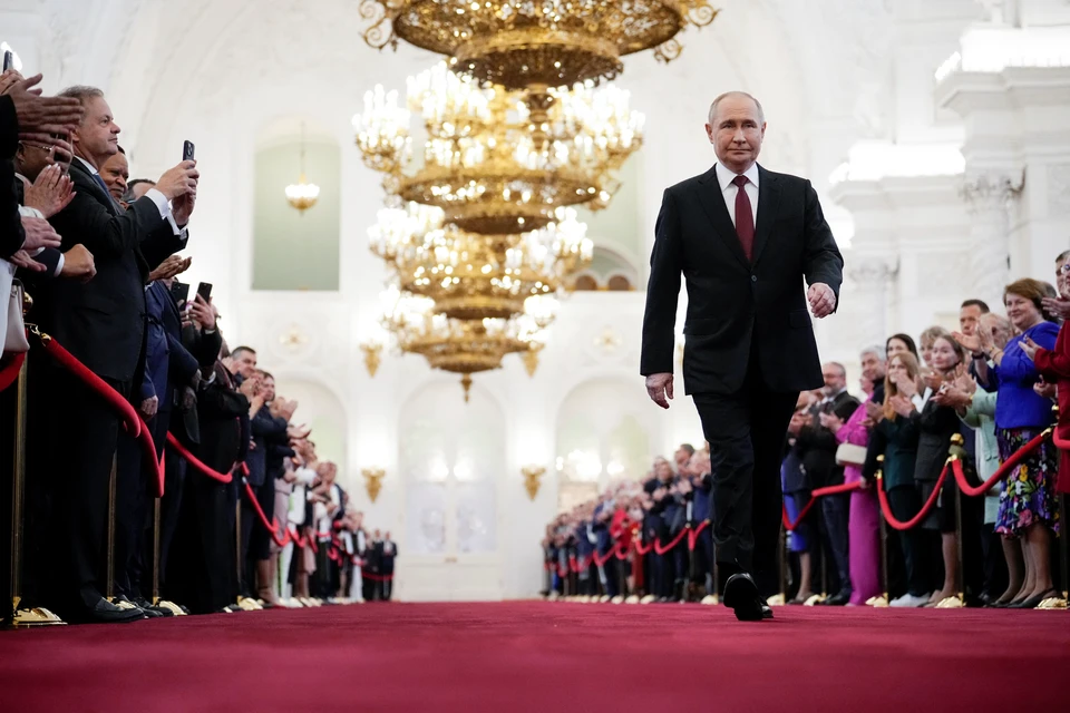 Владимир Путин 7 мая после инаугурации встретился с военными СВО