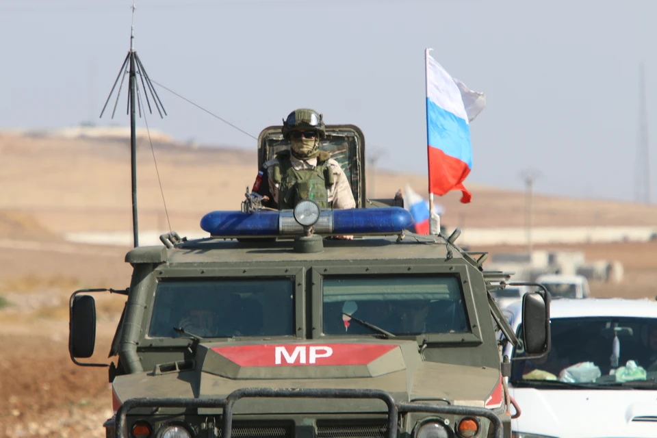 Российская военная полиция блокировала колонну из шести БМП Bradley в Сирии