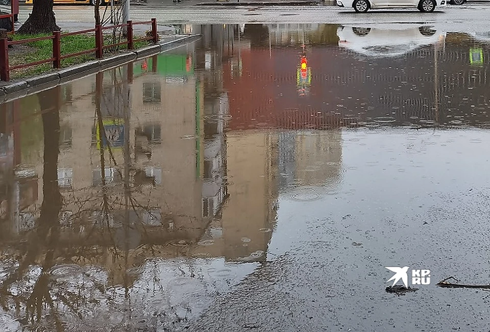 В городах Ямала образовались огромные лужи после таяния снега