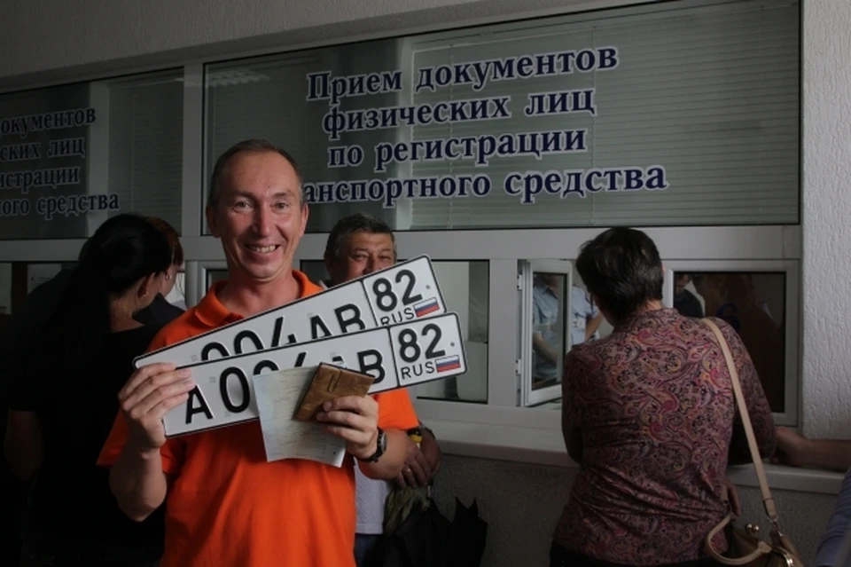 Евгений Люлин поддержал идею легализовать продажу красивых автономеров. Фото: Алексей Гайдуков