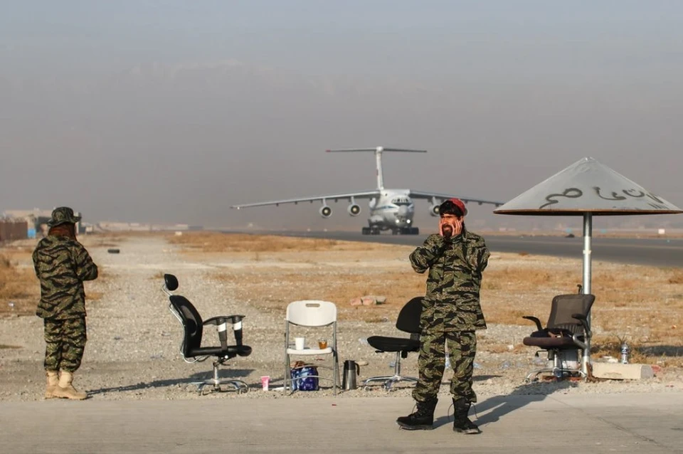 Один человек погиб и 12 пострадали при крушении вертолёта Ми-17 в Афганистане