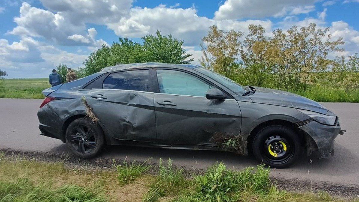 Три человека пострадали в ДТП с опрокинувшимся авто в Запорожской области -  KP.RU