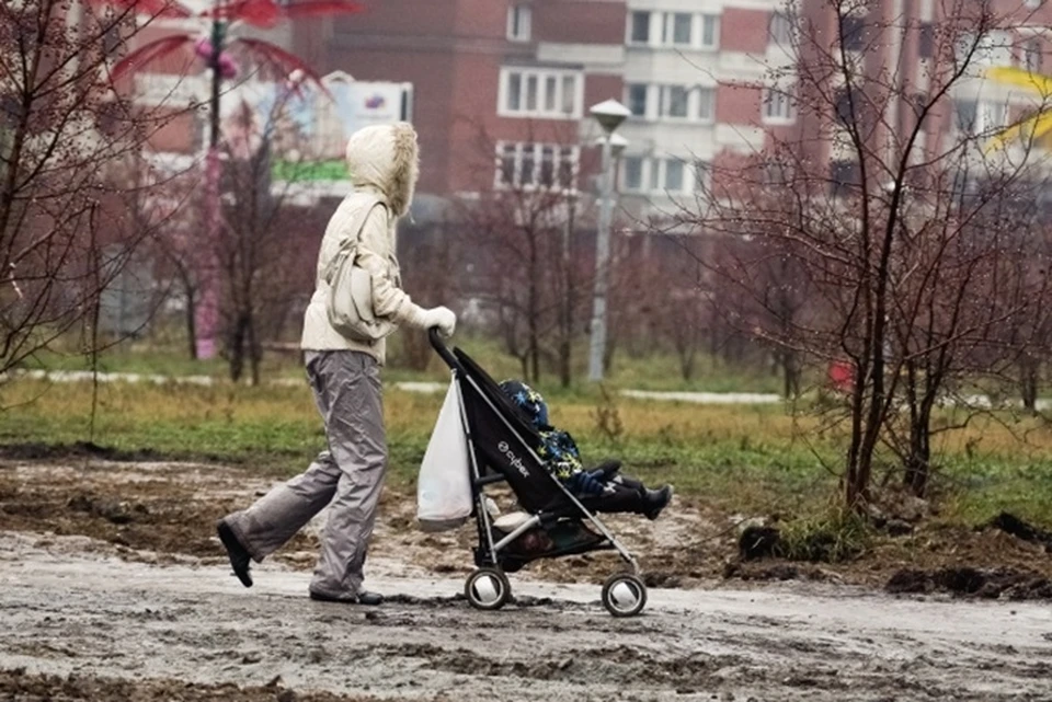 В Луганске правоохранители задержали 18-летнюю жительницу, которая пыталась убить своего восьмимесячного сына