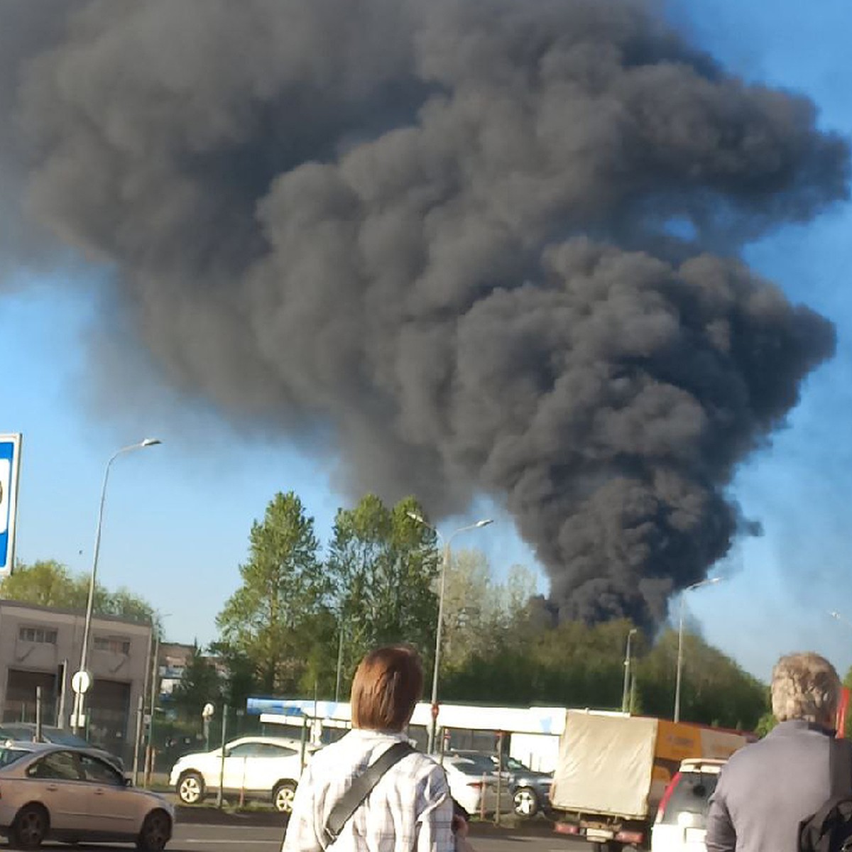 Пожар в цеху в Приморском районе Санкт-Петербурга: последние новости, ущерб  - KP.RU