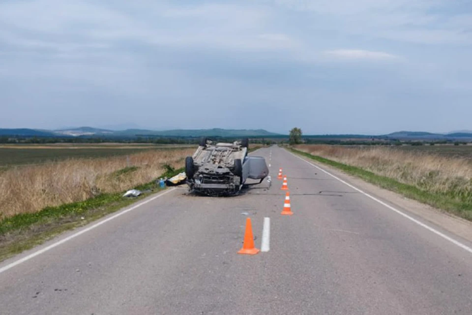 В одной из аварий погиб человек.