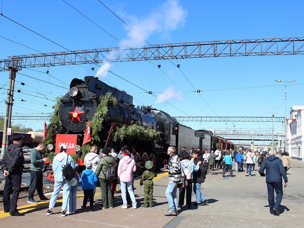 В Тюмень 20 мая прибыл ретропоезд на паровозной тяге «Эшелон Победы» - KP.RU